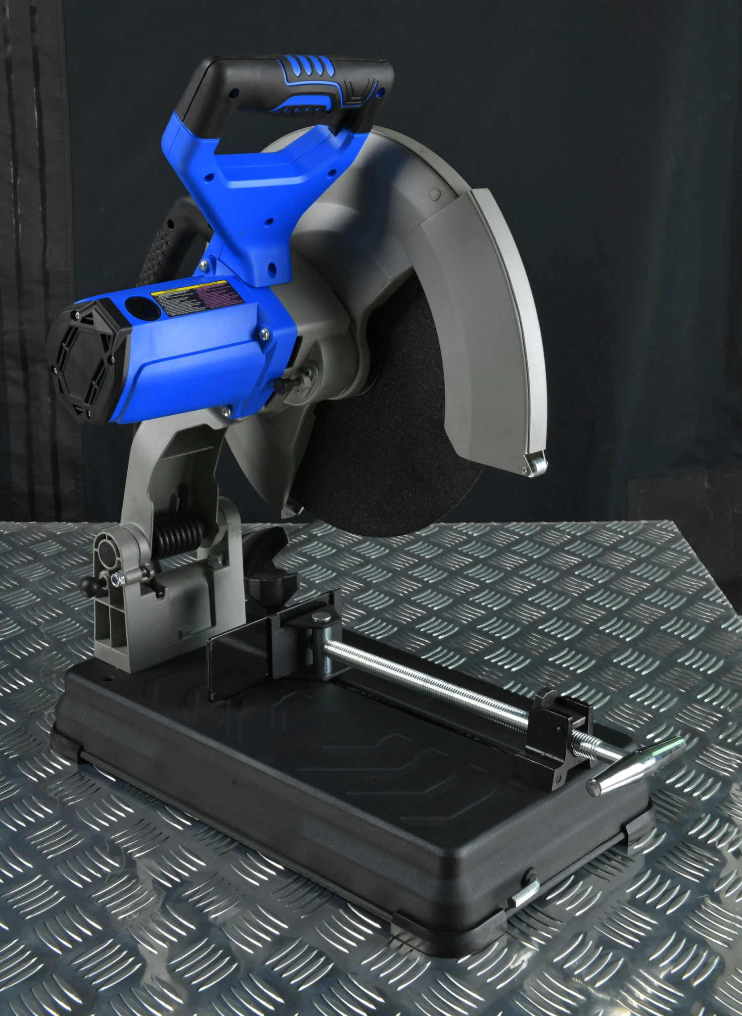 Kobalt 15-Amp 14-in Steel Base Chop Saw 4 Kobalt 15-Amp 14-in Steel Base Chop Saw - Image 4