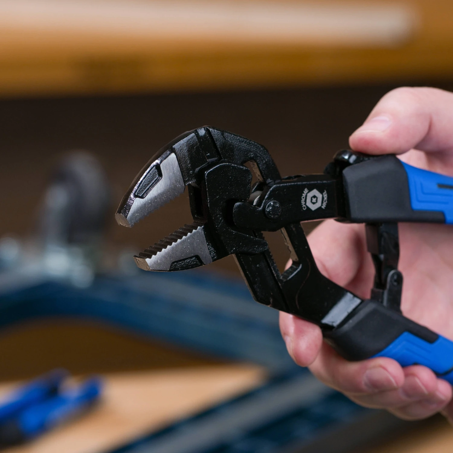 Kobalt Self Adjusting Tongue And Groove Plier Set 2 -Piece 8 Kobalt Self Adjusting Tongue And Groove Plier Set 2 -Piece - Image 8