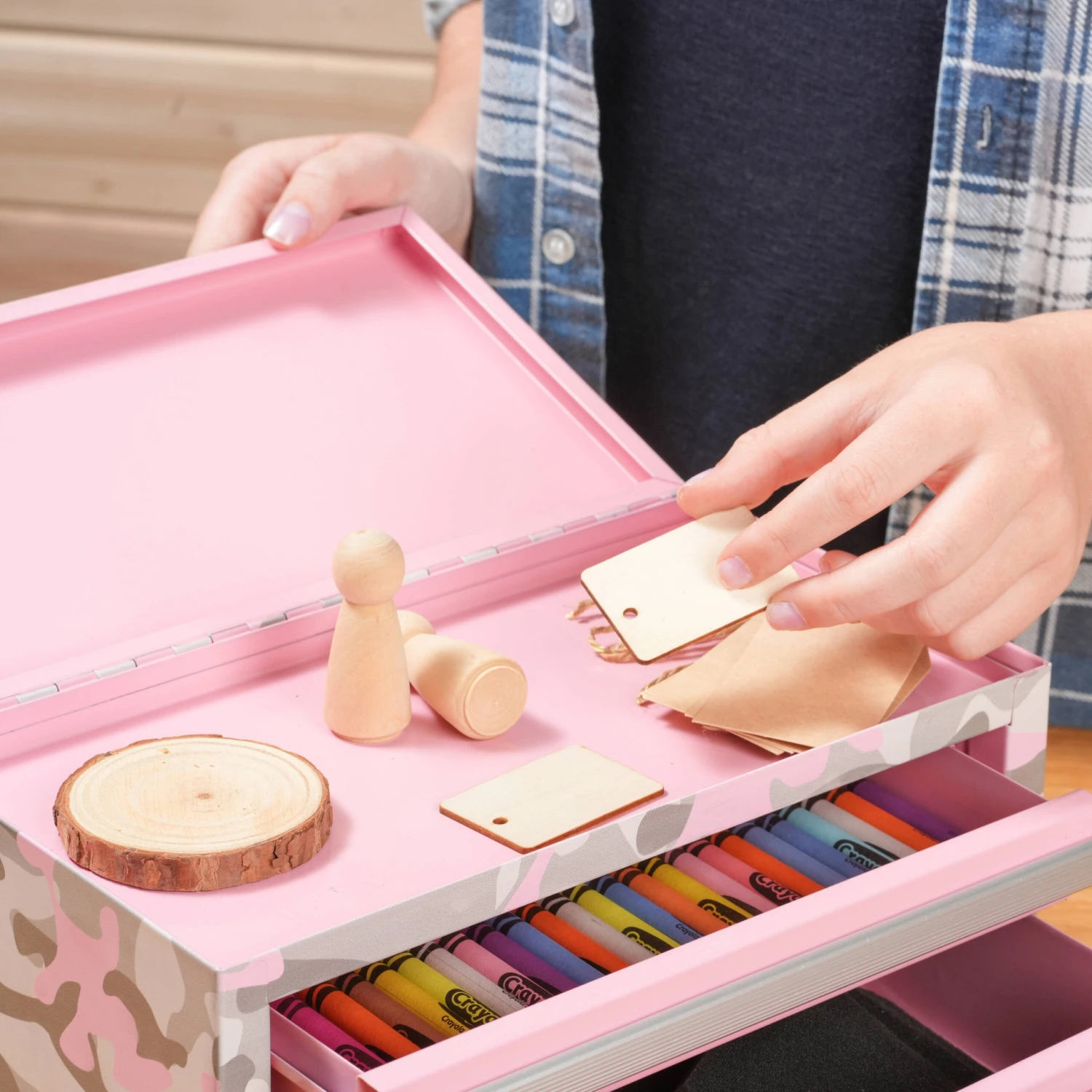 Kobalt Portable Mini Toolbox 10.83-in W X 5.91-in H X 5.91-in D 2 -Drawer Pink Camo Steel Tool Box 5 Kobalt Portable Mini Toolbox 10.83-in W X 5.91-in H X 5.91-in D 2 -Drawer Pink Camo Steel Tool Box - Image 5